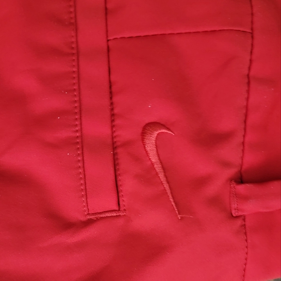 Nikegolf shorts Men Red dri-fit size 12 - Picture 5 of 5